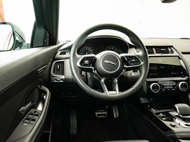 2024 Jaguar E-PACE P250 R-Dynamic SE