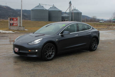 2018 Tesla Model 3 for sale at Apple Auto in La Crescent MN