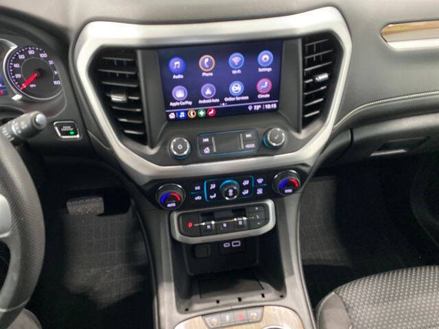 2022 GMC Acadia SLE