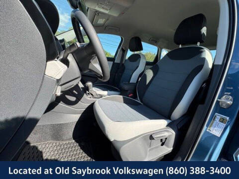 2025 Volkswagen Taos S 4Motion