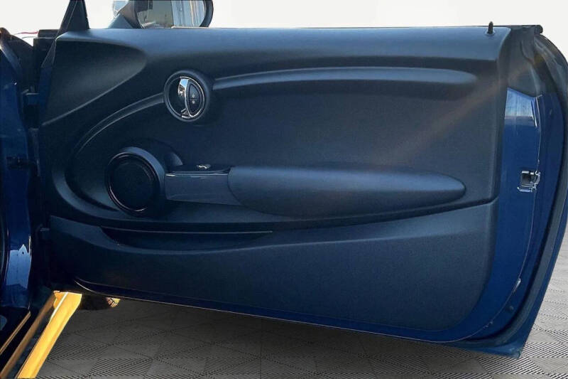 2015 MINI Hardtop 2 Door Cooper