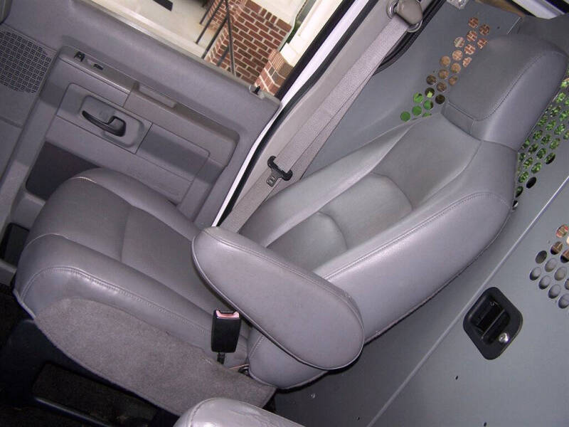 2010 Ford E-Series E-350 SD