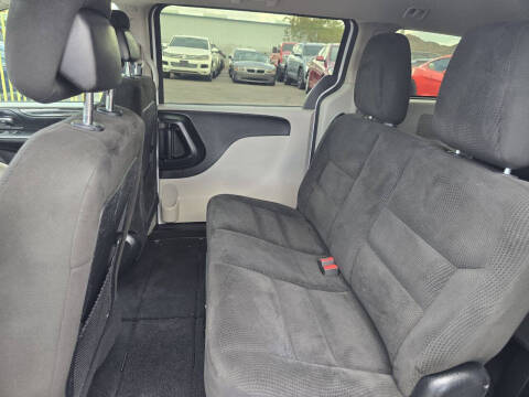 2016 Dodge Grand Caravan American Value Package