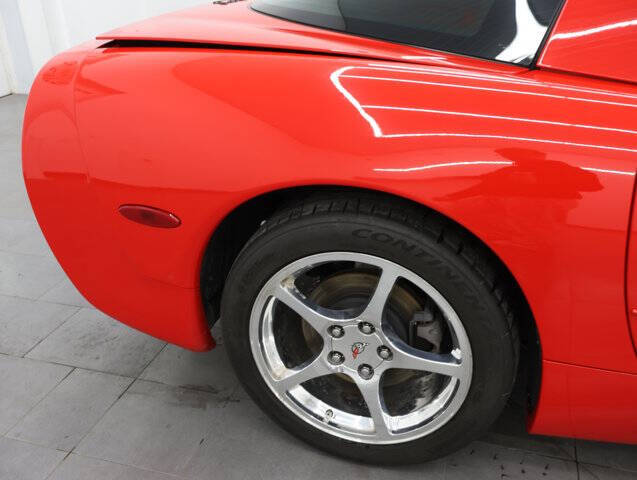 2004 Chevrolet Corvette