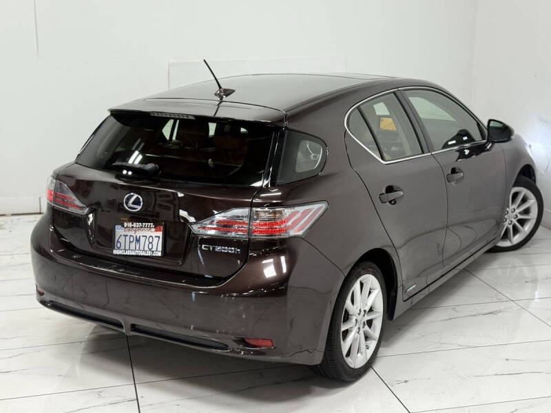 2011 Lexus CT 200h Premium