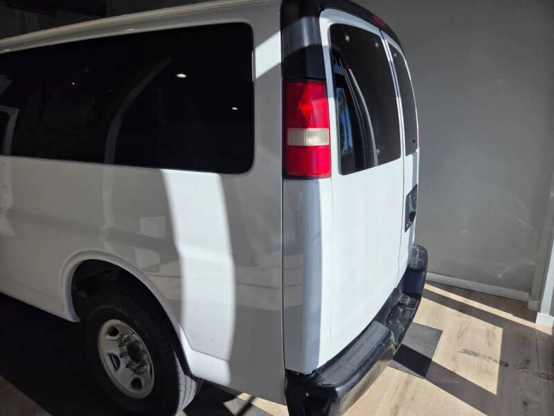 2016 Chevrolet Express LS 2500