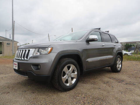 2013 Jeep Grand Cherokee for sale at The Car Lot in New Prague MN