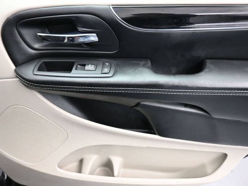 2016 Dodge Grand Caravan SE Plus