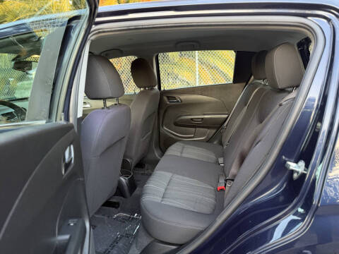 2015 Chevrolet Sonic LT Manual