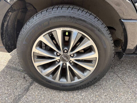 2016 Lincoln Navigator Select