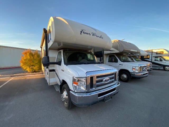 2017 Ford E-Series E-450 SD