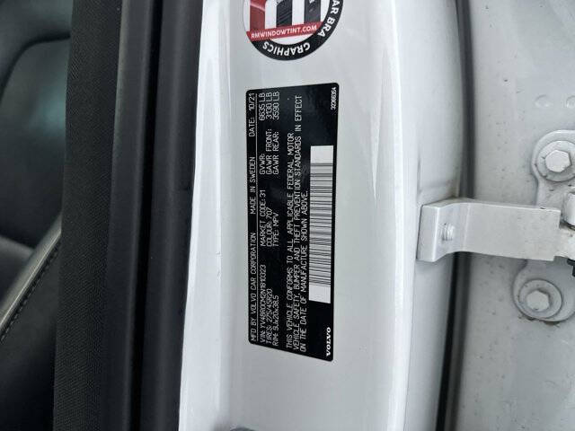 2022 Volvo XC90 Recharge T8 R-Design