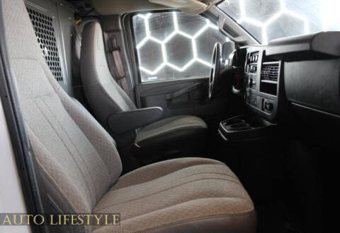 2023 GMC Savana 2500