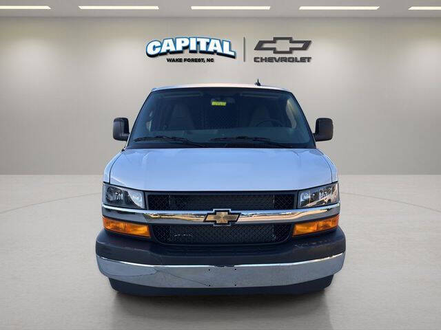 2025 Chevrolet Express 2500