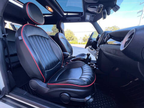 2012 MINI Cooper Clubman John Cooper Works