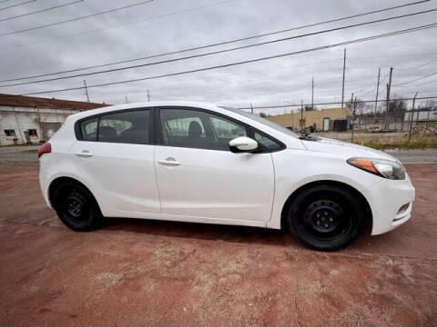 2016 Kia Forte5 LX
