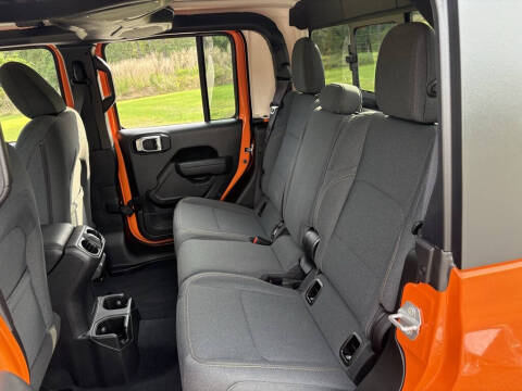 2025 Jeep Gladiator Sport