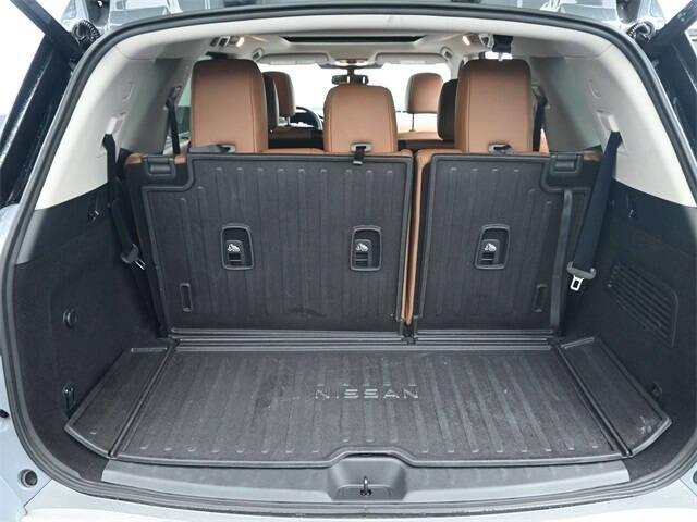 2022 Nissan Pathfinder Platinum