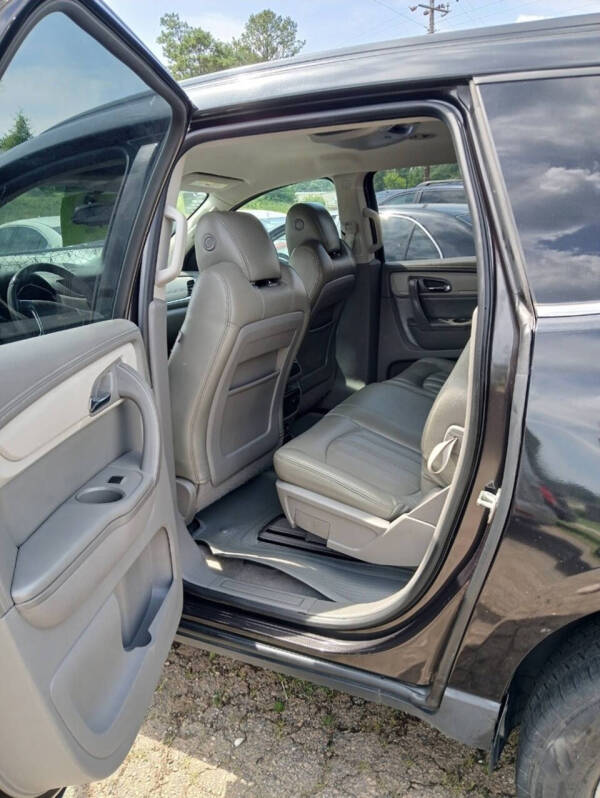 2017 Chevrolet Traverse LT