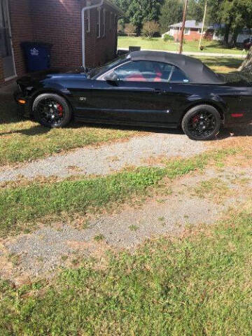 2005 Ford Mustang