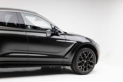 2021 Aston Martin DBX