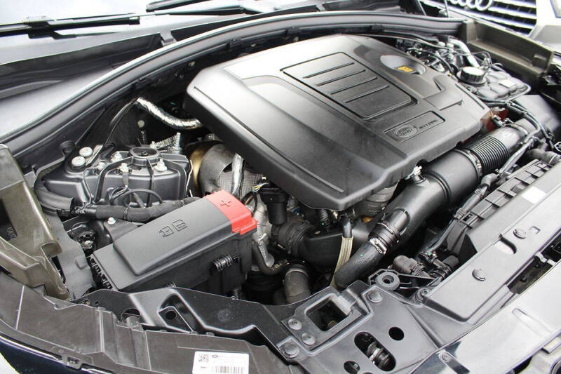 2021 Land Rover Range Rover Velar P250 R-Dynamic S