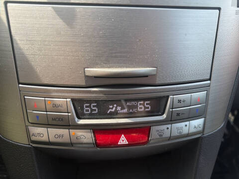 2011 Subaru Outback 2.5i Limited