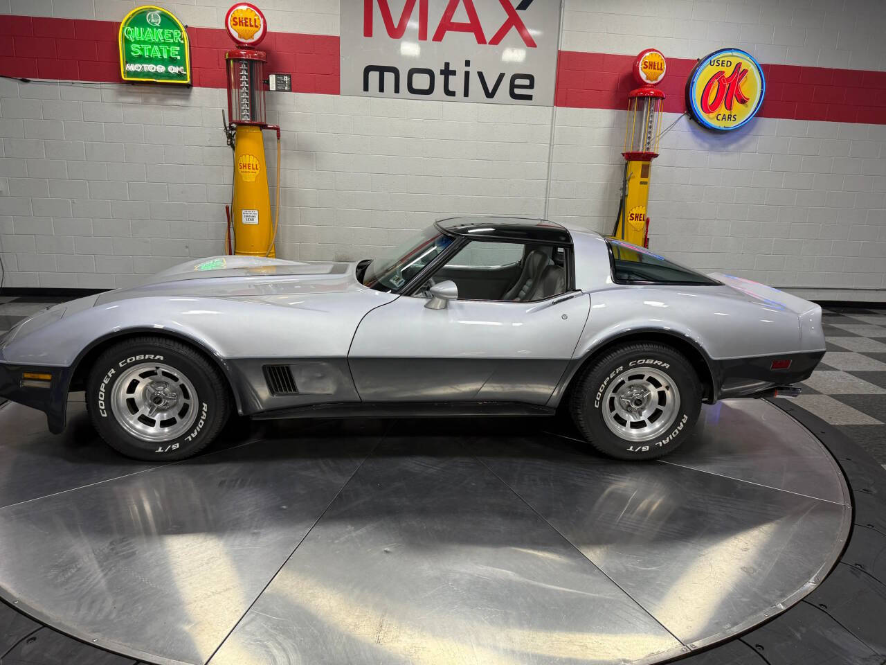1981 Chevrolet Corvette 44