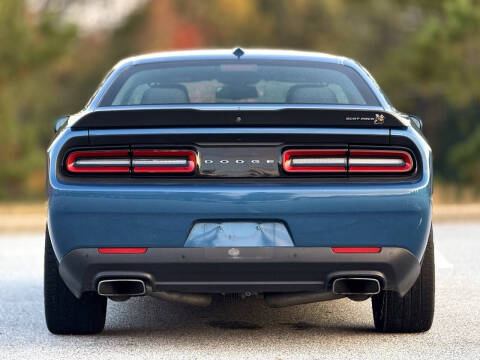 2020 Dodge Challenger