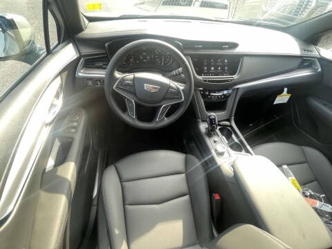 2025 Cadillac XT5 Luxury