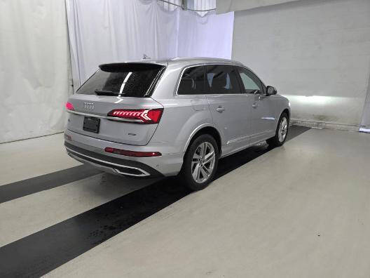 2022 Audi Q7 quattro Premium Plus 55 TFSI