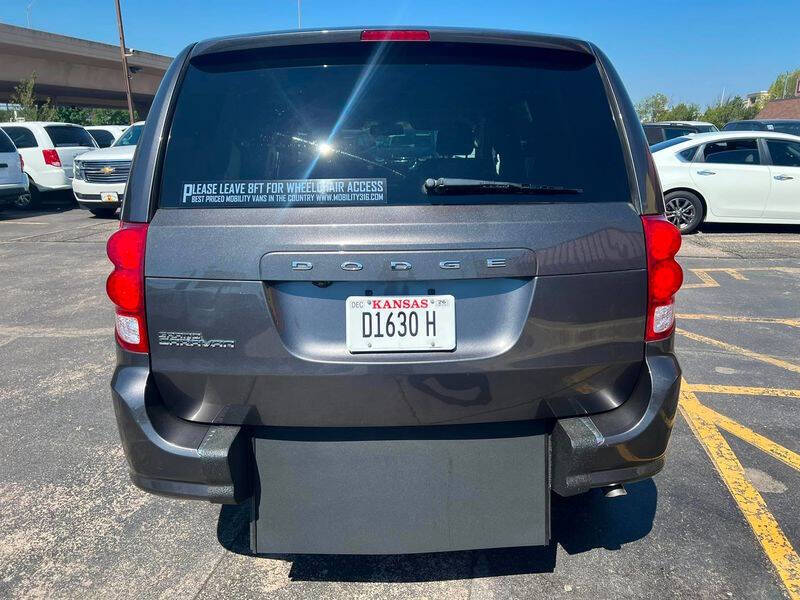 2020 Dodge Grand Caravan SE