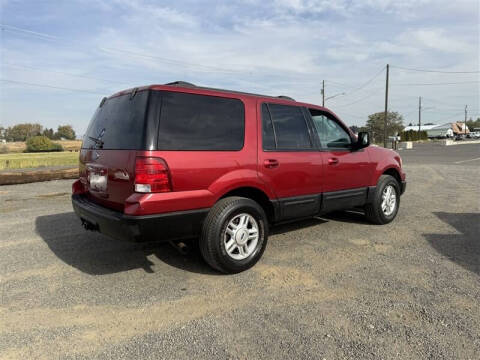 2004 Ford Expedition XLT