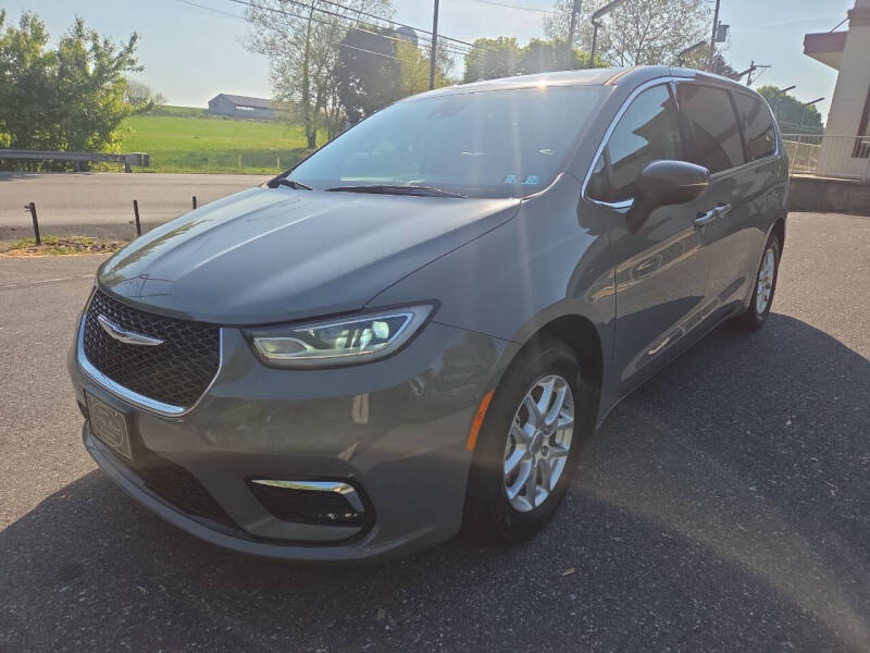 2023 Chrysler Pacifica Touring L