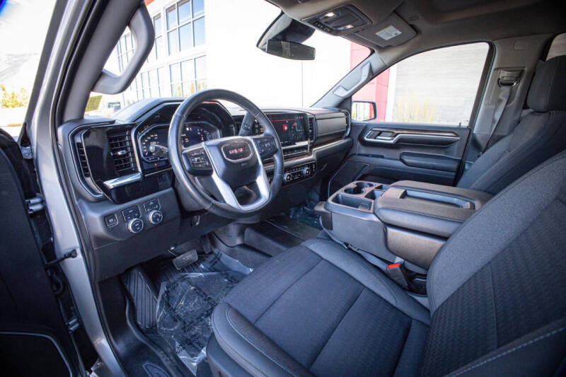 2023 GMC Sierra 1500