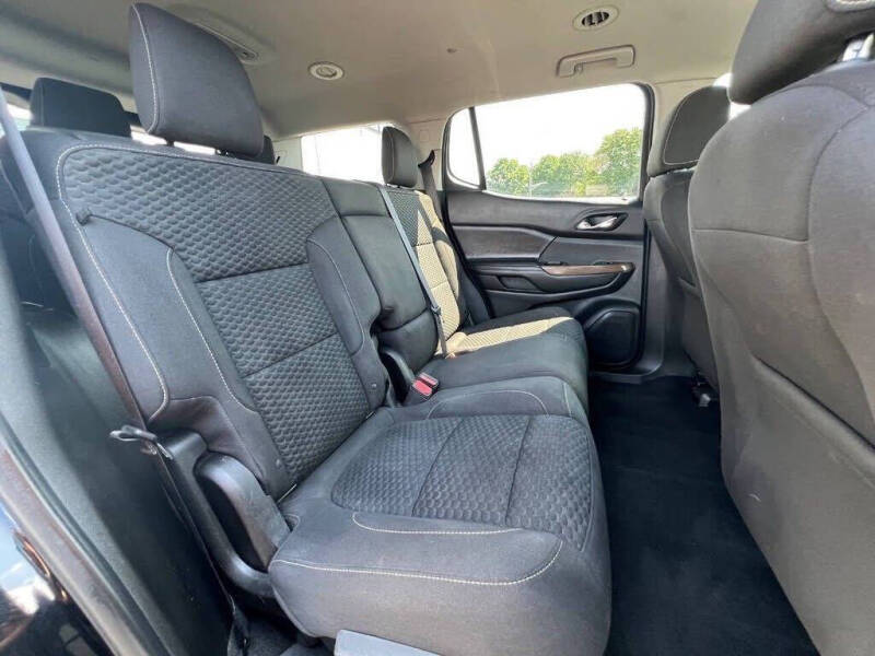 2019 GMC Acadia SLE-2