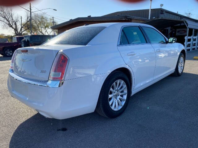 2013 Chrysler 300