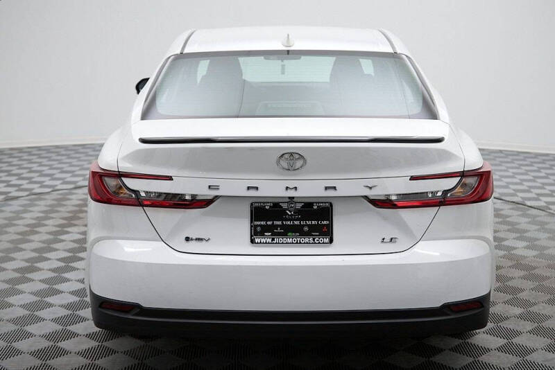 2025 Toyota Camry LE