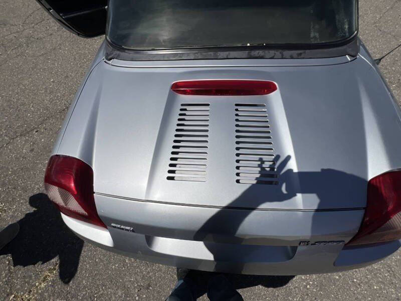 2002 Toyota MR2 Spyder