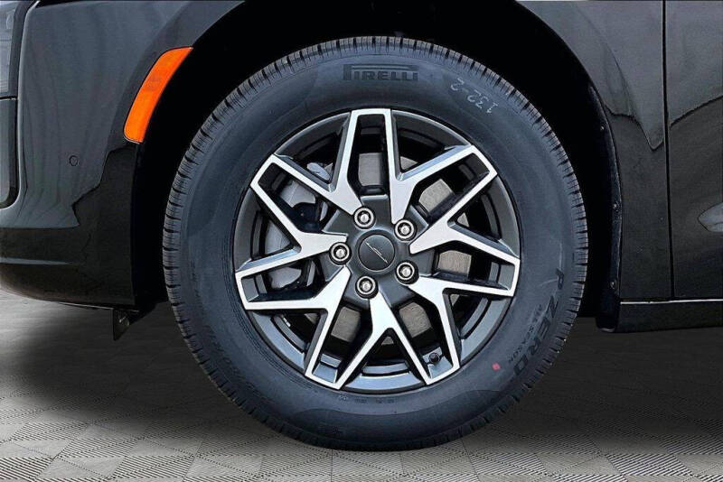 2027 Chrysler Pacifica Limited