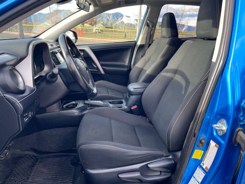 2017 Toyota RAV4 XLE