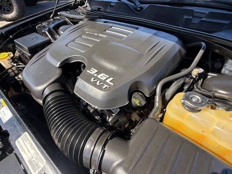 2014 Dodge Challenger SXT
