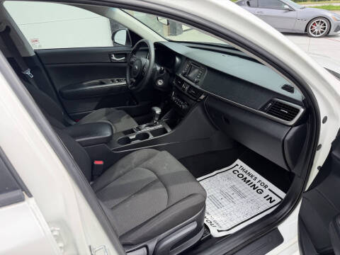 2016 Kia Optima LX