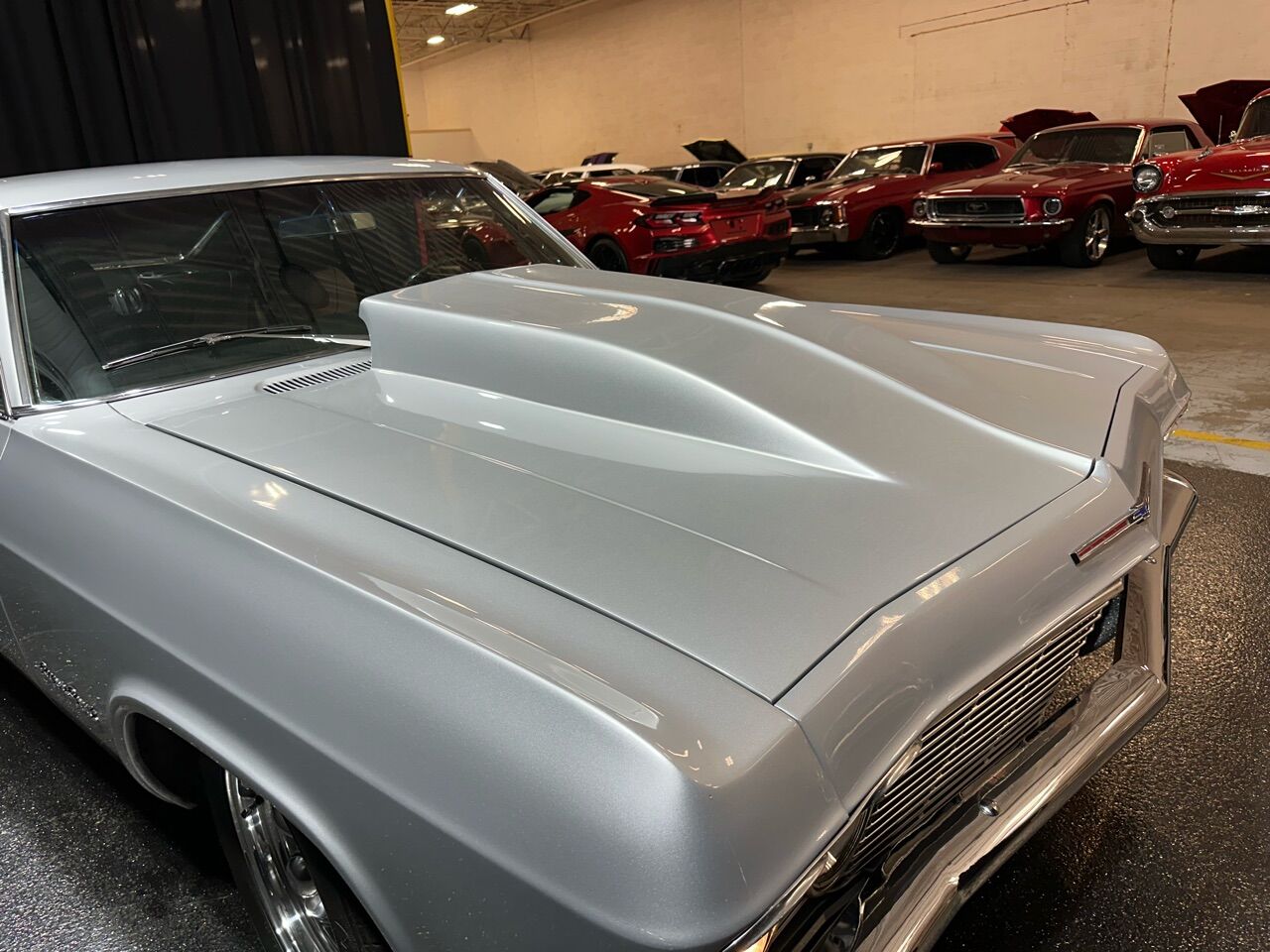 1965 Chevrolet Impala 26