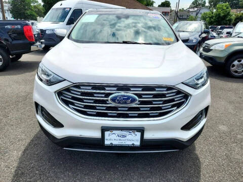 2019 Ford Edge Titanium