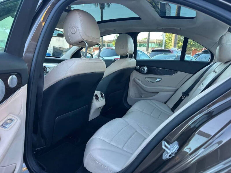 2016 Mercedes-Benz C-Class