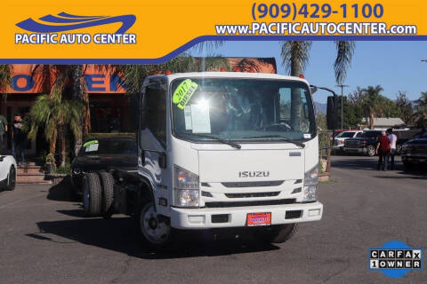 2017 Isuzu NRR