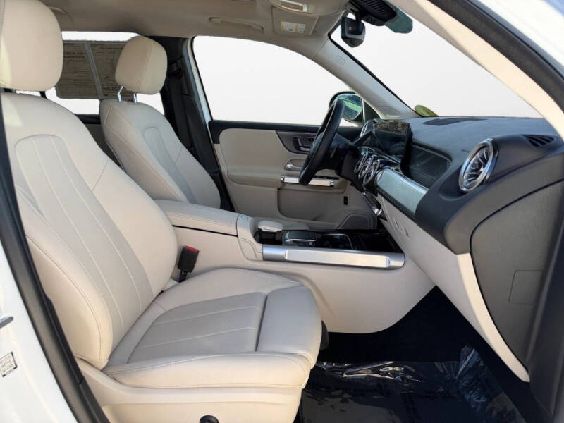 2022 Mercedes-Benz GLB GLB 250