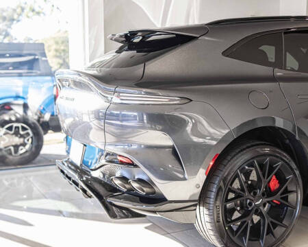 2026 Aston Martin DBX 707