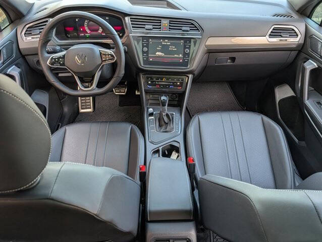 2023 Volkswagen Tiguan SE R-Line Black